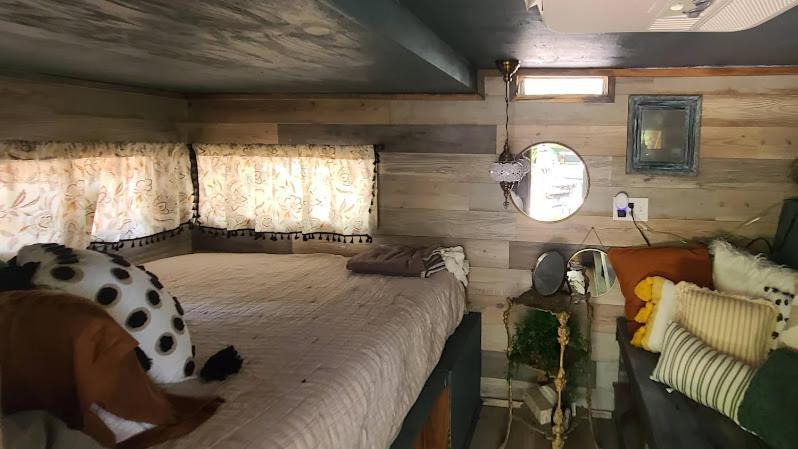 Cedar Oaks Inn Llc Dickinson Εξωτερικό φωτογραφία